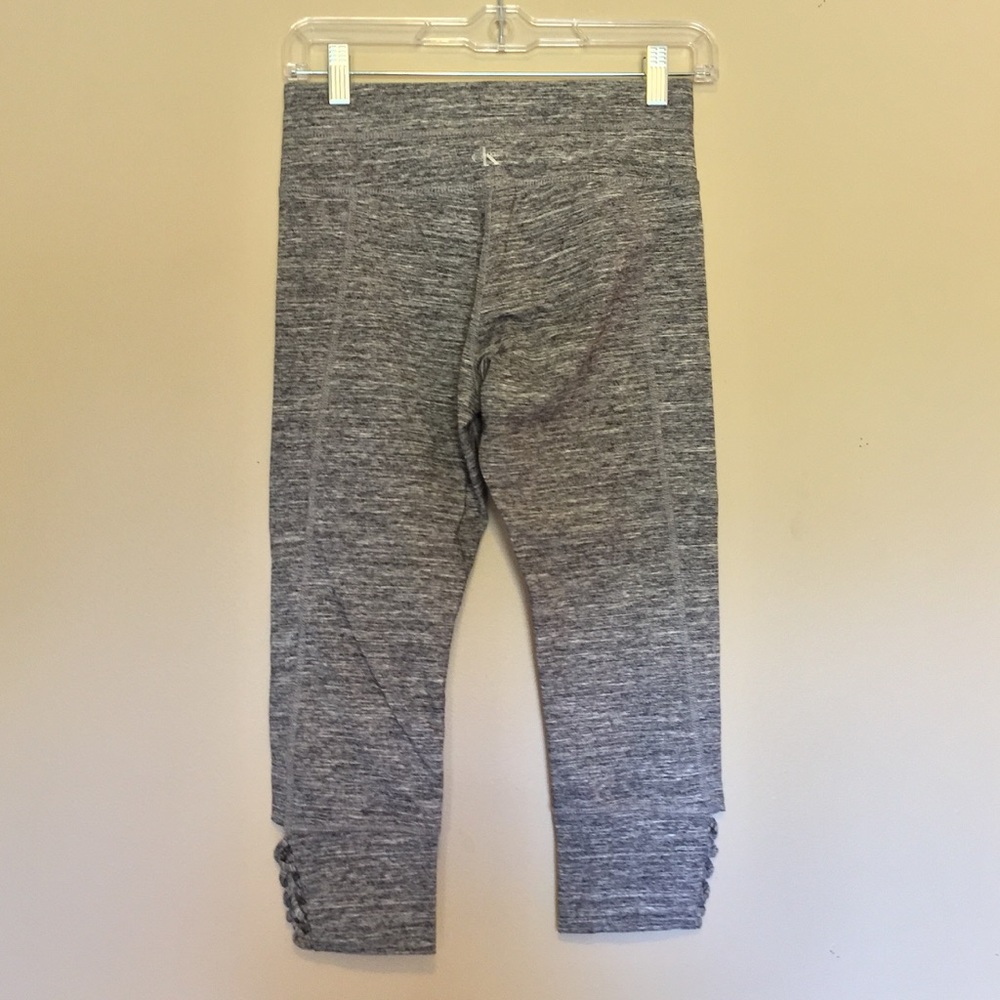 Calvin Klein Gray Crisscross Cropped Leggings Sz S - Picture 3 of 7